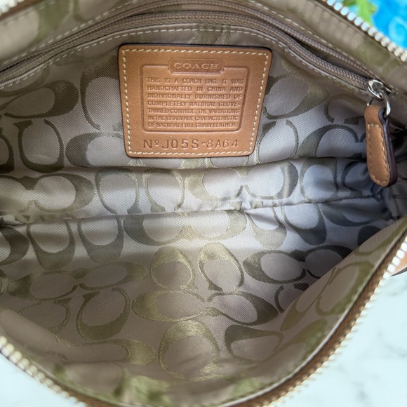 COACH Vintage Y2K Hamptons Demi Baguette EastWest Shoulder Bag 8A64 British Tan - Picture 14 of 16